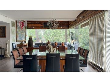 Elegante Casa en Exclusivo Fraccionamiento en Avándaro