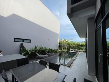 3 bedrooms VILLA for Sale in Bang tao