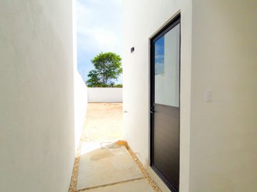 Casa en Venta en Privada con Amenidades en Sitpach,Yucatan