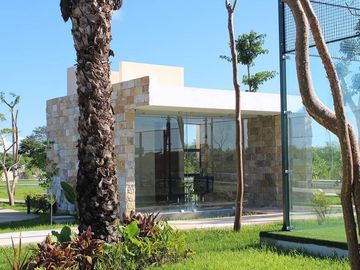 Casa en Venta en Privada con Amenidades en Sitpach,Yucatan