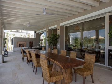 Venta de casa en Viñedos Santa Catarina