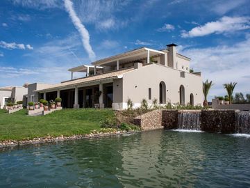 Venta de casa en Viñedos Santa Catarina