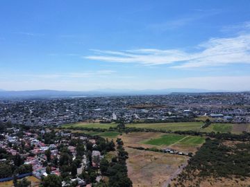VENTA | Casa  de 347m2 con 3Rec, 3½Baños, Jurica, Qro.
