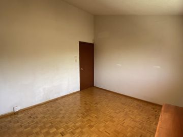 VENTA | Casa  de 347m2 con 3Rec, 3½Baños, Jurica, Qro.