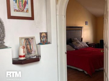 Se vende casa en miravalle