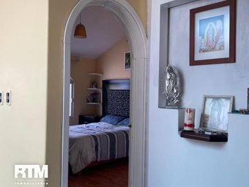 Se vende casa en miravalle