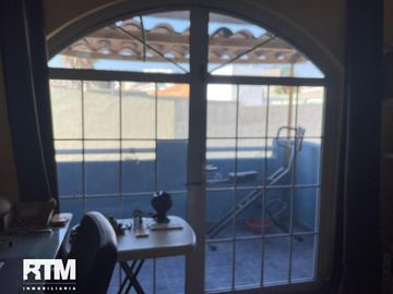 Se vende casa en miravalle