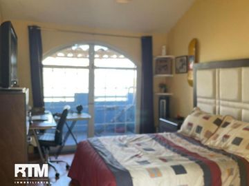 Se vende casa en miravalle