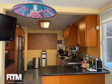 Se vende casa en miravalle