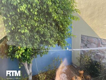 Se vende casa en miravalle