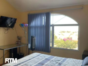 Se vende casa en miravalle