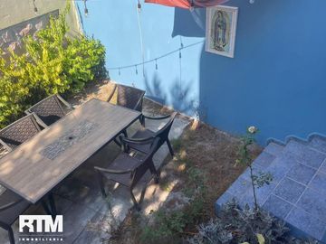 Se vende casa en miravalle