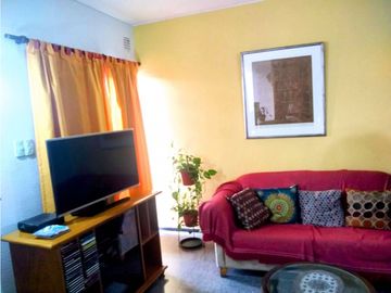 Venta Excelente departamento tipo casa en mendoza