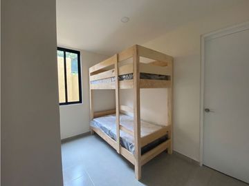 CASA EN RENTA || VALLE DE BRAVO || AVNDARO