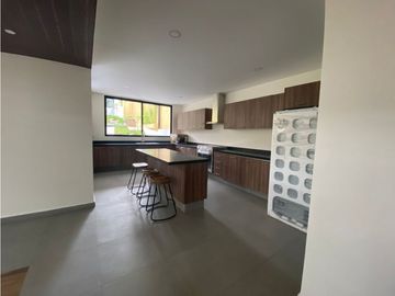 CASA EN RENTA || VALLE DE BRAVO || AVNDARO
