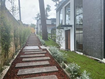 CASA EN RENTA || VALLE DE BRAVO || AVNDARO