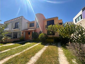 Casa en venta en San Juan del Río 220m2