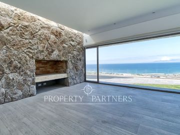 Casa mediterránea de 5 dormitorios con gran piscina en Jardines del Sur