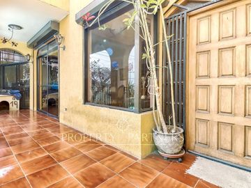 Acogedora y espaciosa casa familiar