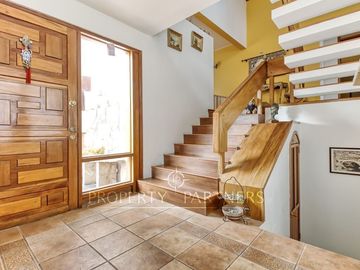 Casa de 5 dormitorios en Jardines del Sur