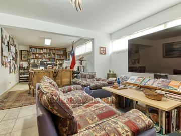 Casa de 5 dormitorios en Jardines del Sur