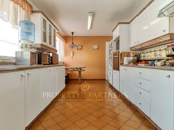 Casa de 5 dormitorios en Jardines del Sur