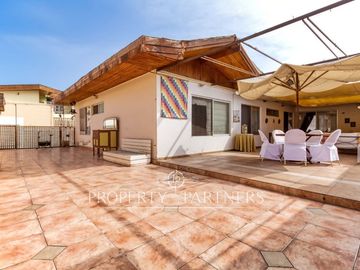 Casa de 5 dormitorios en Jardines del Sur