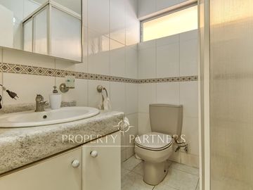 Casa de 5 dormitorios en Jardines del Sur