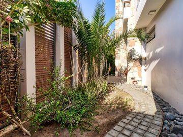 Espectacular casa en Jardines del Sur, finas terminaciones