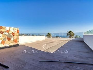 Espectacular casa en Jardines del Sur, finas terminaciones