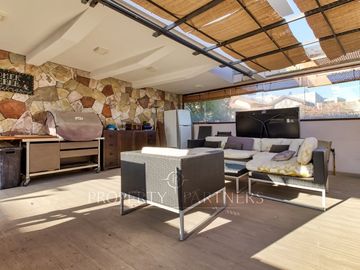 Espectacular casa en Jardines del Sur, finas terminaciones