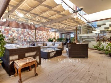 Espectacular casa en Jardines del Sur, finas terminaciones