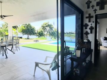 CASA MODERNA-INTELIGENTE EN VENTA UBICADA EN LAGUNAS DE MIRALTA