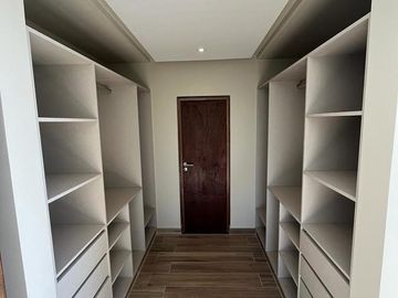 Casa - Yerba Buena