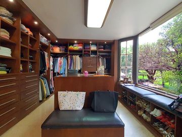 CASA EN VENTA EN CLUB DE GOLF HACIENDA