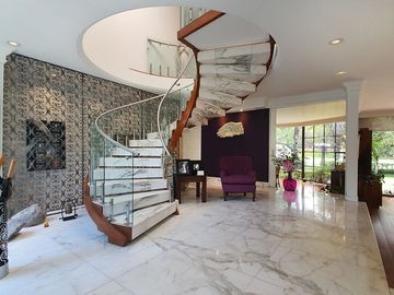 CASA EN VENTA EN CLUB DE GOLF HACIENDA