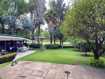 CASA EN VENTA EN CLUB DE GOLF HACIENDA