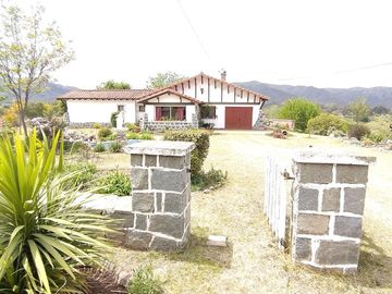 INVERSOR! VENDO Casi 7 hectáreas para lotear con 14 lotes y Chalet 3 dormitorios - 2 baños
