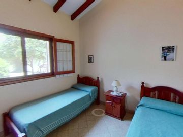 INVERSOR! VENDO Casi 7 hectáreas para lotear con 14 lotes y Chalet 3 dormitorios - 2 baños