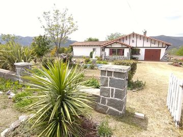 INVERSOR! VENDO Casi 7 hectáreas para lotear con 14 lotes y Chalet 3 dormitorios - 2 baños