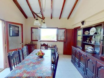 INVERSOR! VENDO Casi 7 hectáreas para lotear con 14 lotes y Chalet 3 dormitorios - 2 baños