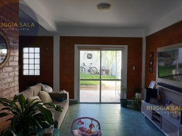 Casa - Santa Genoveva