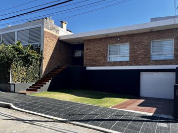 ¡¡VDO. EXC CASA 2 DORM. A 1/2 CUADRA AV. SABATTINI - B° CRISOL SUD CBA¡¡