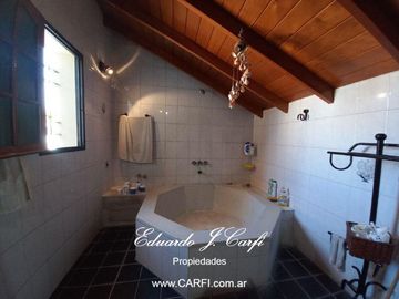 Venta de casa 4 ambientes Ituzaingó Norte
