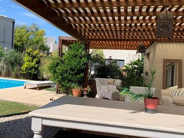 Casa en Venta en San Alfonso Pilar del Este