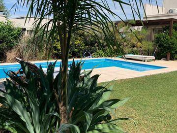 Casa en Venta en San Alfonso Pilar del Este