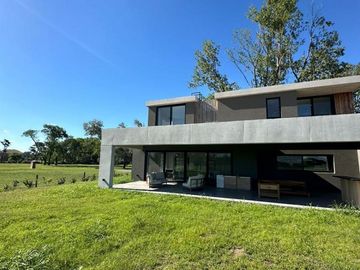 Casa en  Pilara, 