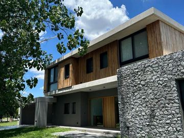 Casa en  Pilara, 