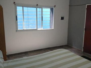 Venta Casa 2 dormitorios con cochera - Tiro Suizo, Rosario