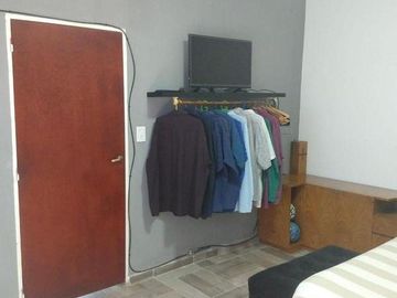 Venta Casa 2 dormitorios con cochera - Tiro Suizo, Rosario